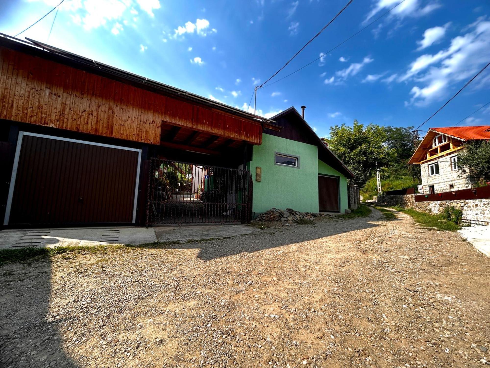 Villa Casa Camelia Nehoiu Esterno foto